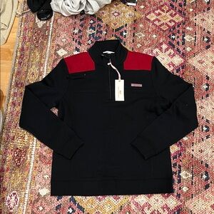 Women’s Vineyard Vines Black and Red Sweatshirt